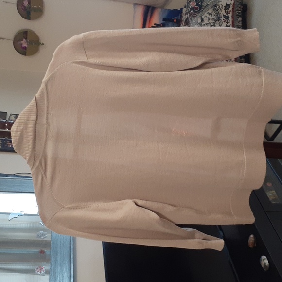 Sweater - Picture 2 of 4